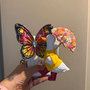 Bath & Body Works Yellow Duck with Floral Umbrella and Butterfly Decor